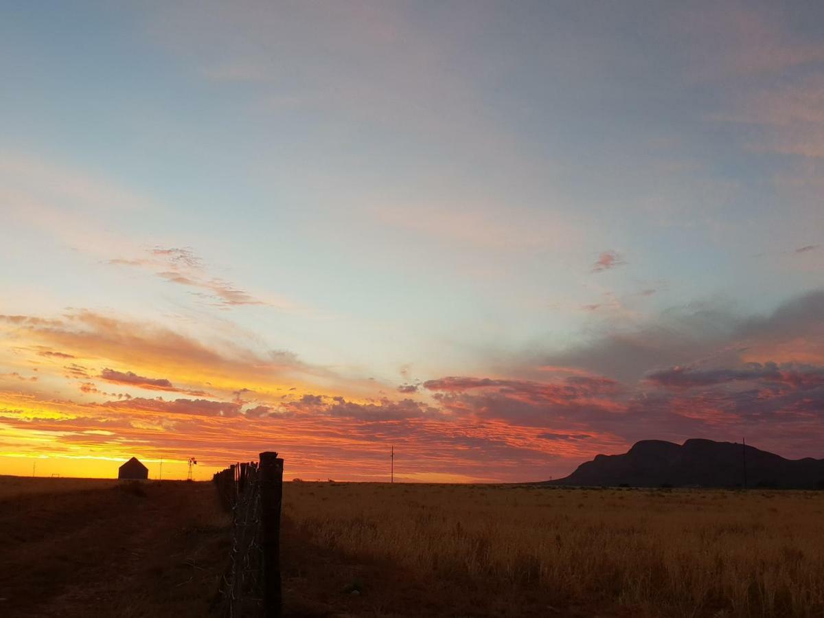 Thabile Lodge Оудсхорн Экстерьер фото